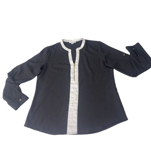 Black Collar Exposed with Roll up Sleeve Blouse Size M - Picture 14 of 15